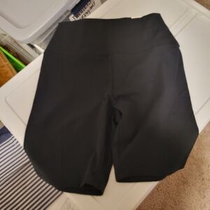 AERIE OFFLINE bike shorts size M brand new